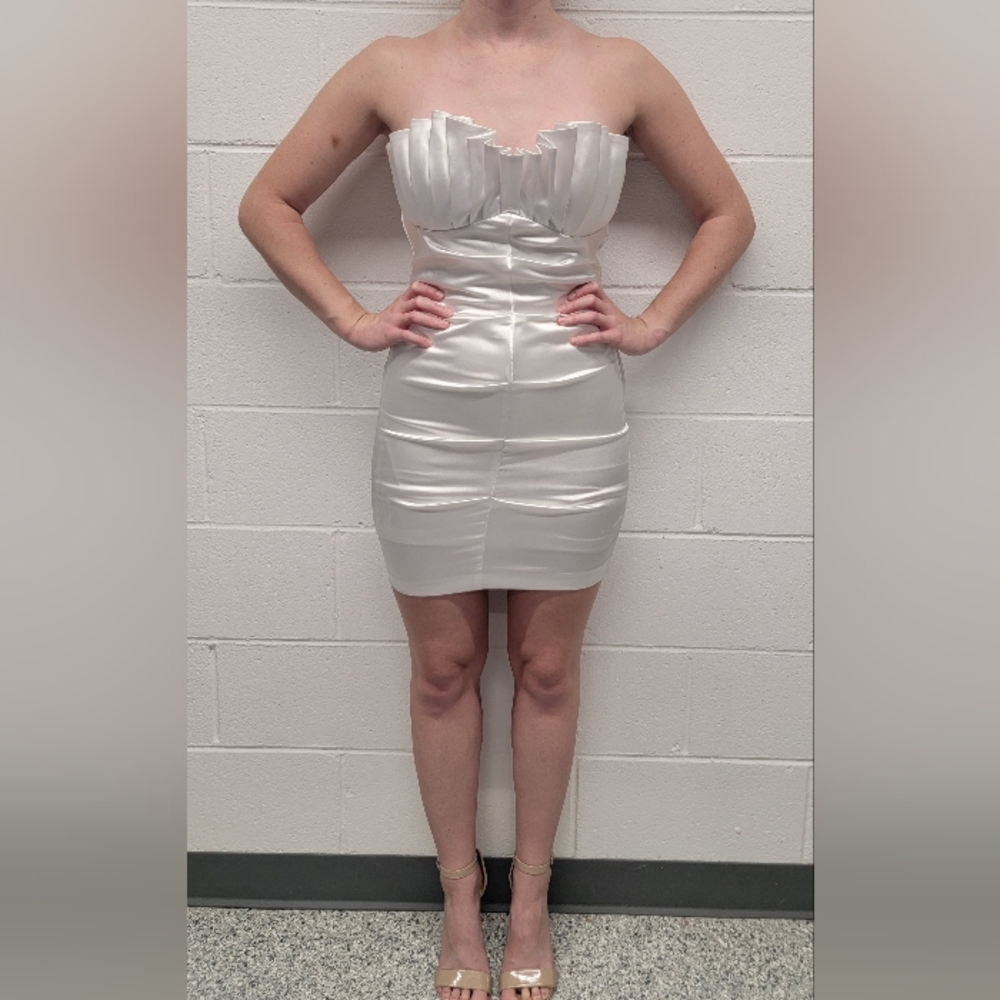 Roberta White Cocktail Dress Size 5